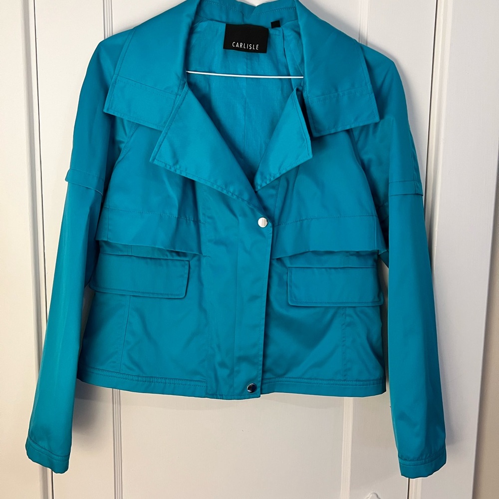 “Windy” The Carlisle Women's Blue WindBreaker!! 🩵